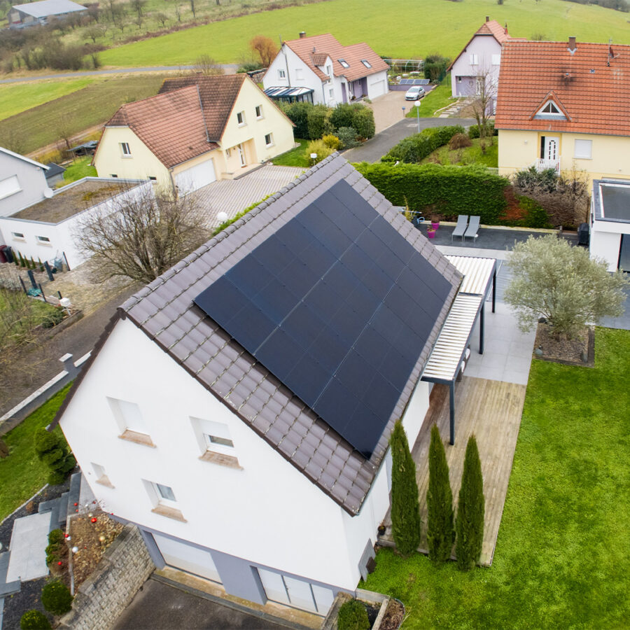 Installation de panneaux solaires à Lixhausen : Autonomie énergétique et économies pour votre maison